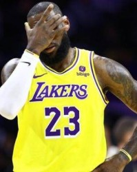 开云登录入口地址-交易时间到？44分惨败颜面尽失 詹姆斯称急需大改