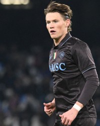 开云官方网站-斯基拉：那不勒斯想和麦克托米奈涨薪续约，视他为非卖品